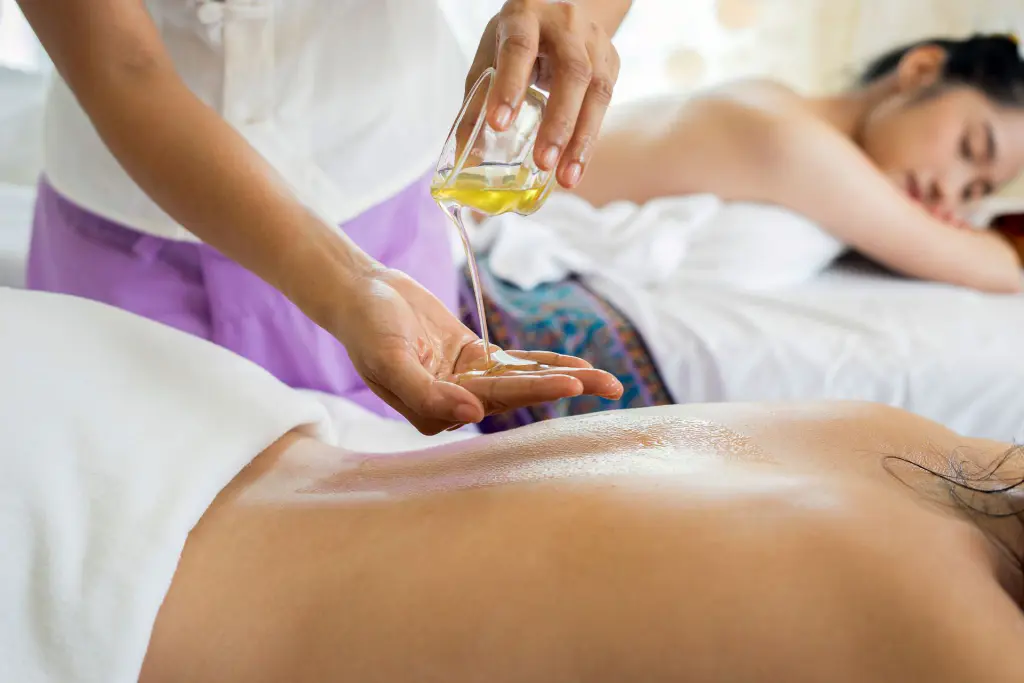 AyurvedicMassage
